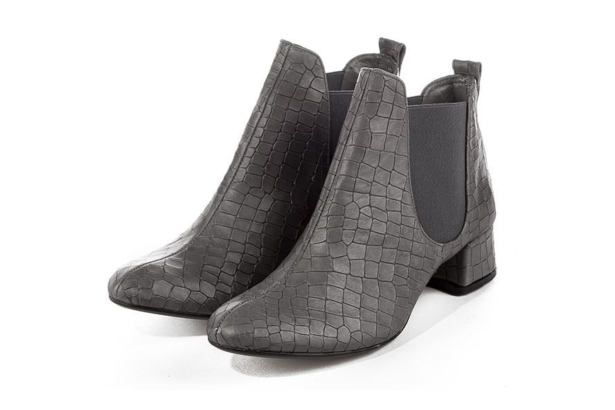 Ash grey women's ankle boots with buckles. Round toe. Low flare heels. Front view - Florence KOOIJMAN